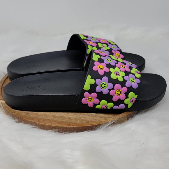 ASOS DESIGN Flower Power Slides In Black Women 11 - Picture 4 of 7